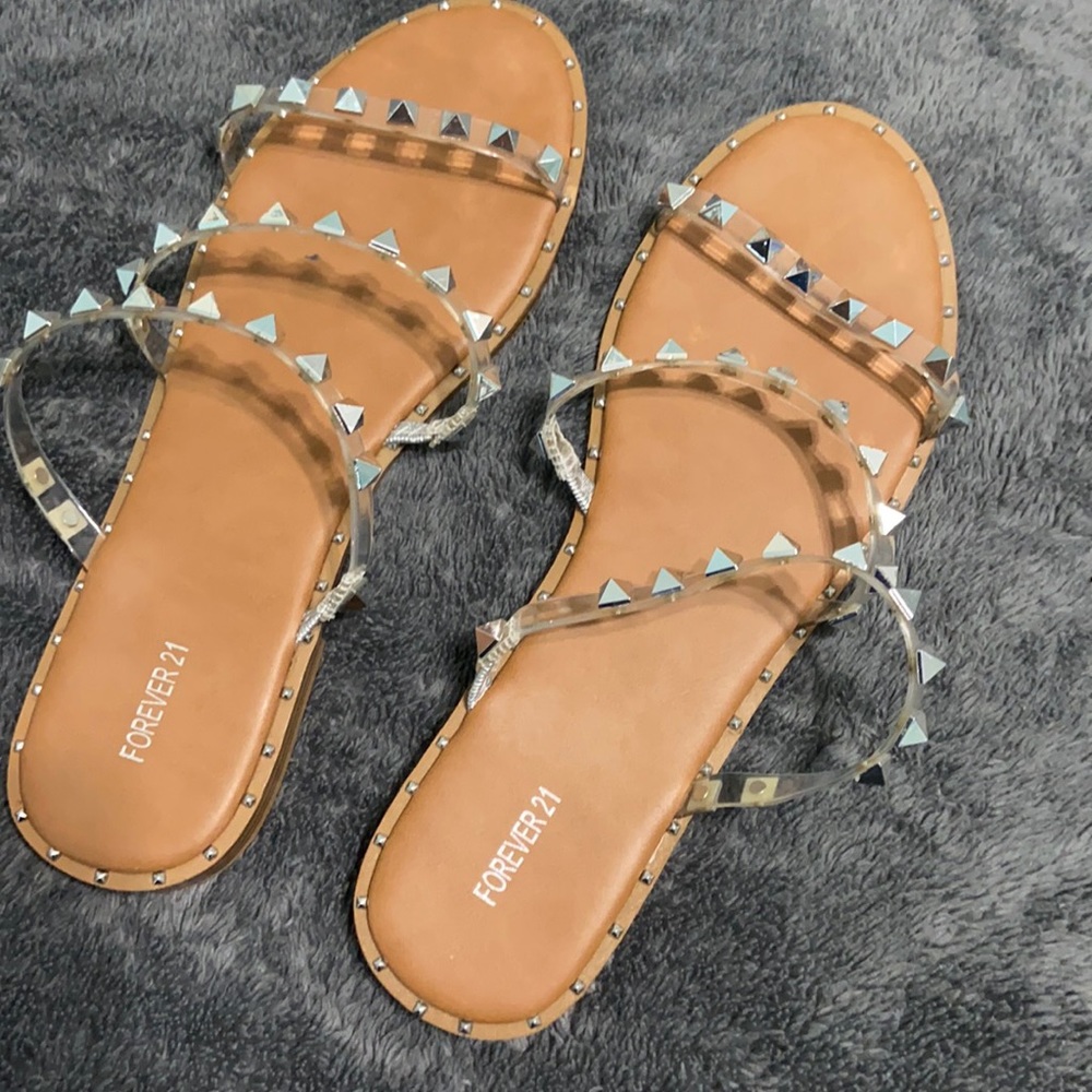Stud sandals